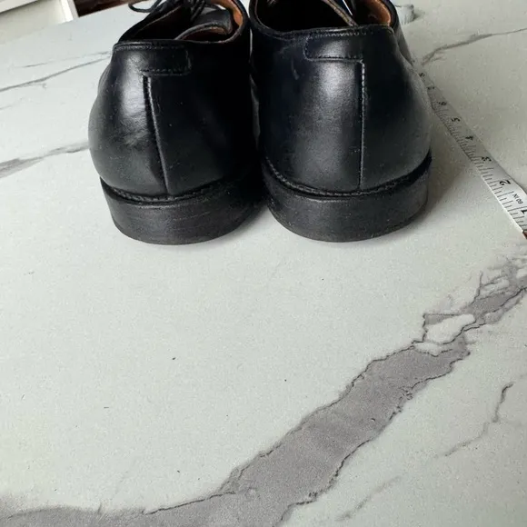 Allen Edmonds Men’s  13D Black Leather Dress Shoes