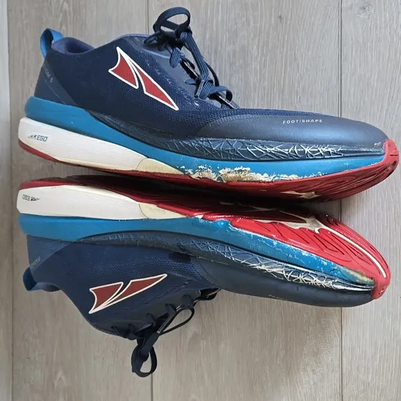 Altra Navy Paradigm 5  Running Shoes with Red Accents Sneakers Shoes Sz 13