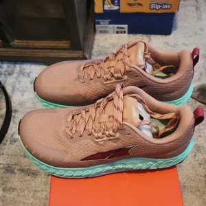 Altra Women's Outroad  size 8.5 Tan and Teal Running Shoes NWOT in box