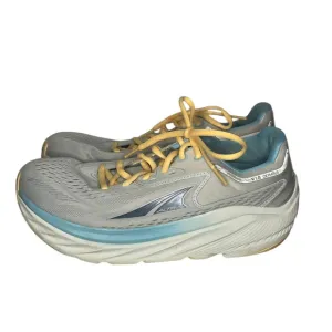 Altra Women's VIA Olympus Running Shoes Size 9.5 Light Grey with Orange and Blue