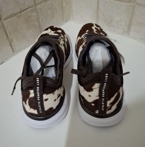 APL Iconic Phantom Athletic Sneaker Deep Brown/White/Cow Hair Shoes Size 7