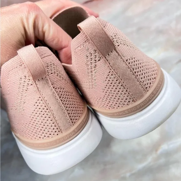 APL Techloom Breeze Knit Sneakers Shoes 9