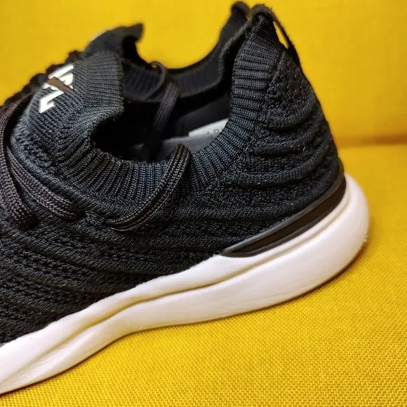 APL TechLoom Wave Black White Sneakers Women's Shoes Size 9.5