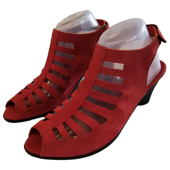 Arche Soexor Wedge Ribcage Shoes Women's Size 41 / US 9.5  Red  Suede Leather