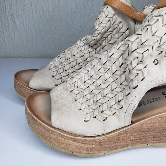 A.S. 98 Newbury Womens Size 39 9 US Beige Taupe Leather Platform Wedge Sandals