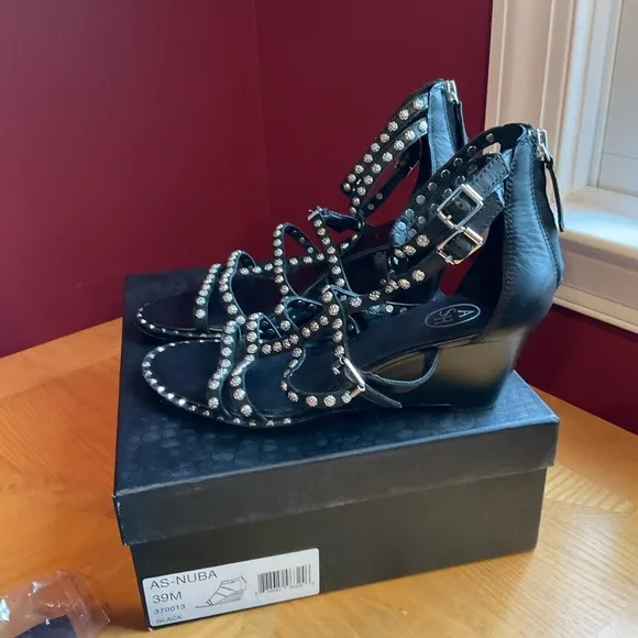 Ash Nuba studded wedge black sz 39