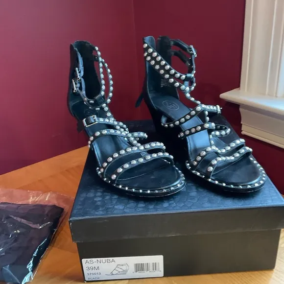 Ash Nuba studded wedge black sz 39