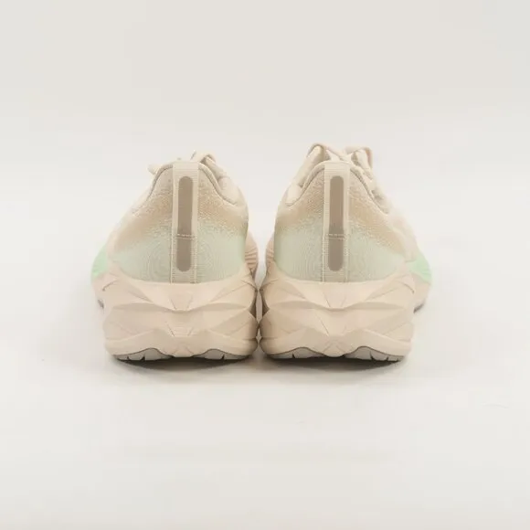 Asics Women's Novablast 4 'Oatmeal - Moonrock' 1012B510-250 Running size 11