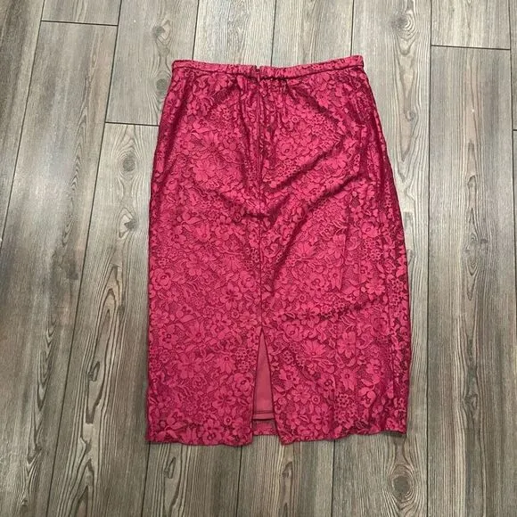 Azazie Skirt Women's Size A16 Pink Lace100% Polyester Floral Back