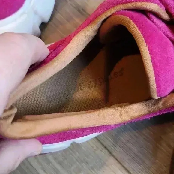Band of Gypsies pink suede fucsia snickers shoes size 38