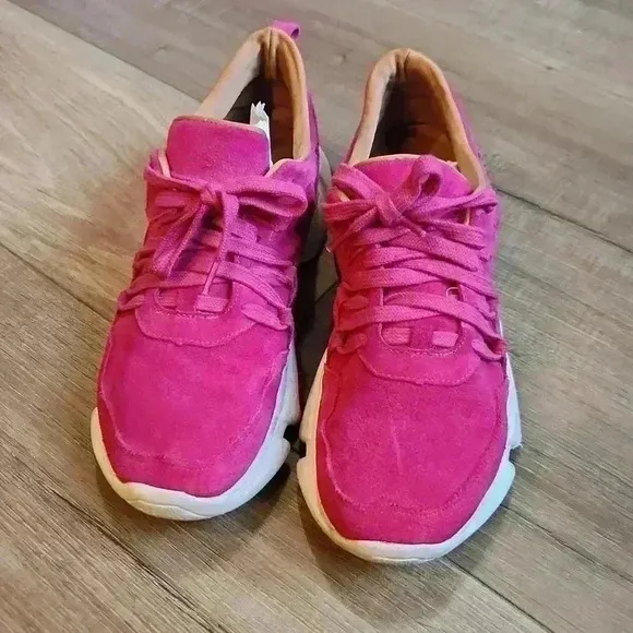 Band of Gypsies pink suede fucsia snickers shoes size 38