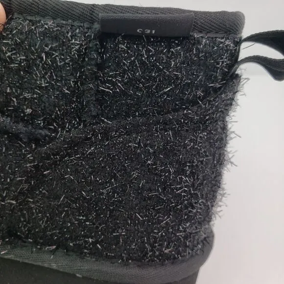 BearPaw Shalini Youth Girls Size 4Y Black Sparkle Wool Blend Winter Low Boots