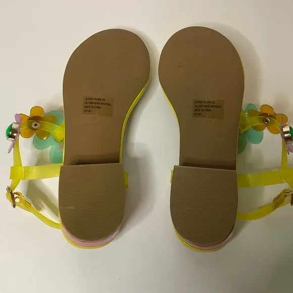 Betsey Johnson Yellow Alanni Sandals w/ Rhinestone Flower Embellishments Size 7