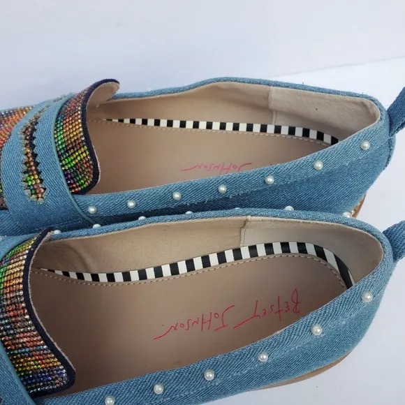 Betsy Johnson Halliee Denim W/ Multicolor Rhinestone &amp; Pearl Detail Loafers Sz 8