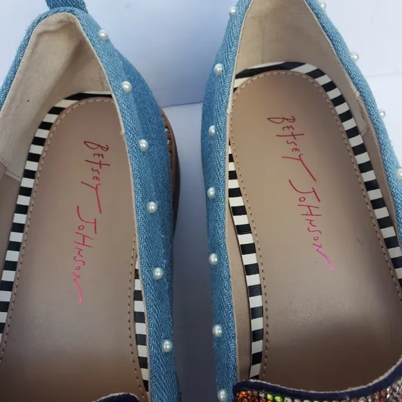 Betsy Johnson Halliee Denim W/ Multicolor Rhinestone &amp; Pearl Detail Loafers Sz 8