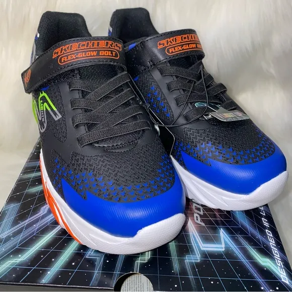 Big Boy sneakers sketchers Light up Size 4 big kid New