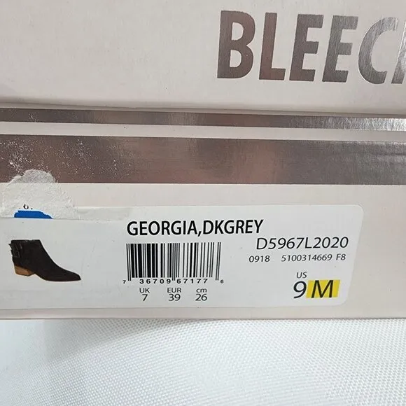 BLEECKER &amp; BOND Georgia Suede Booties Buckle Boots Shoes Dark Gray Size 9