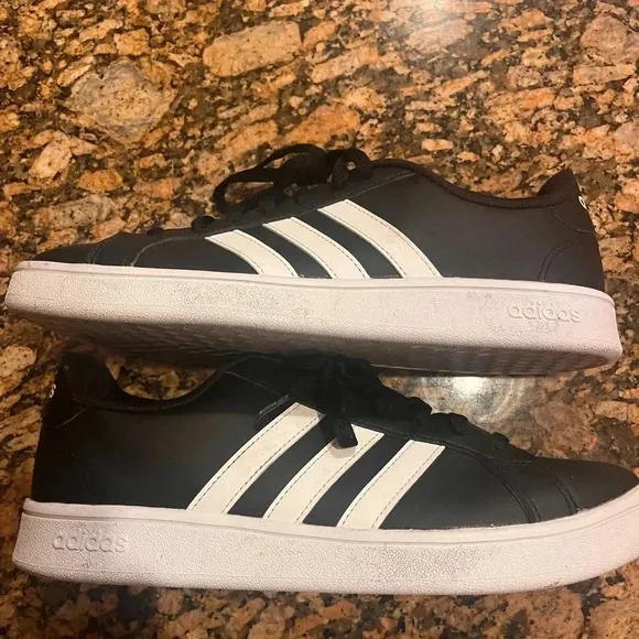 Blk Adidas Shoes
