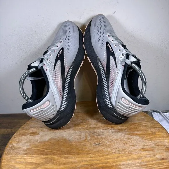 Brooks Adrenaline GTS 22 1203531B035 Gray Running Shoes Sneakers Women's Size 11