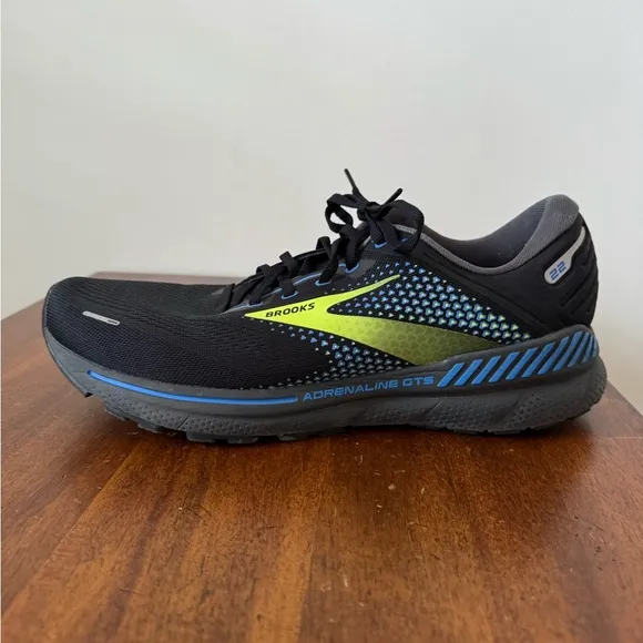 Brooks Adrenaline GTS 22 Black and Blue Running Shoes
