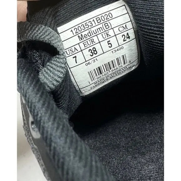 Brooks Adrenaline GTS 22 Womens 7 Shoes Triple Black Running Sneaker 1203531B020