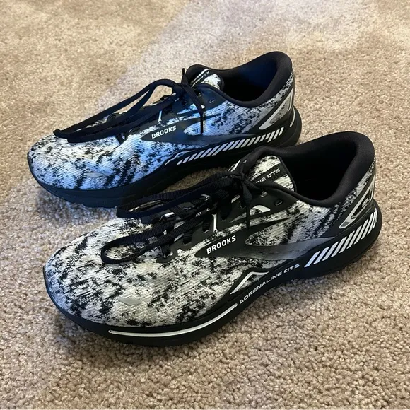 Brooks Adrenaline GTS 23 Black and White Running Shoes Men’s Size 12 US 46 EU