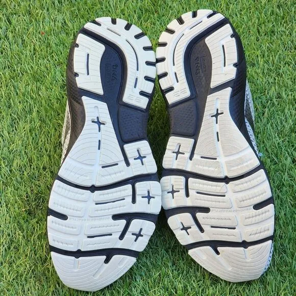 BROOKS ADRENALINE GTS 22 - Women's Athletic Shoes - SIZE 11B