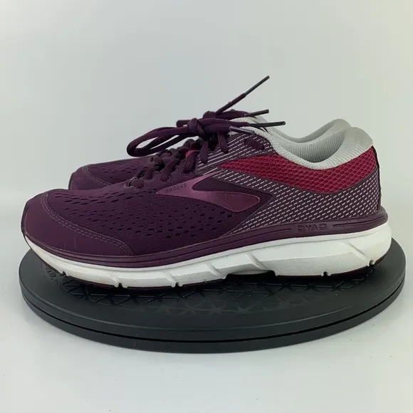 Brooks Dyad 10 Purple/White Athletic Running Shoes 1202751B527 Women's Size 7.5
