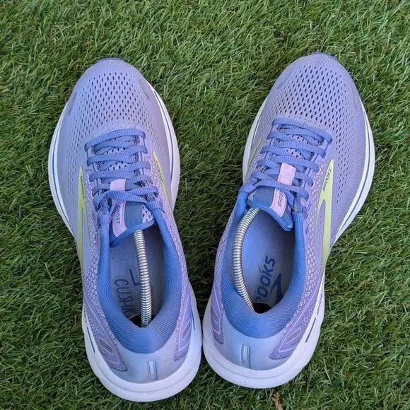 BROOKS GHOST 14 - Women's Athletic Shoes - SIZE 9.5B