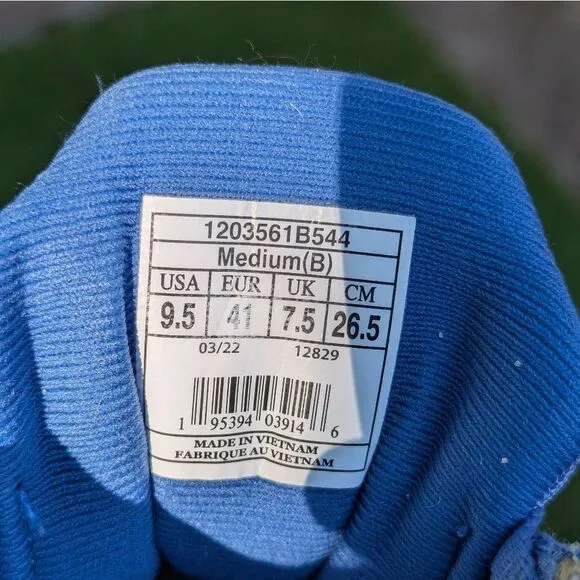 BROOKS GHOST 14 - Women's Athletic Shoes - SIZE 9.5B