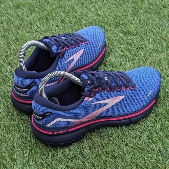 BROOKS GHOST 15 - Women's Athletic Shoes - SIZE 5B