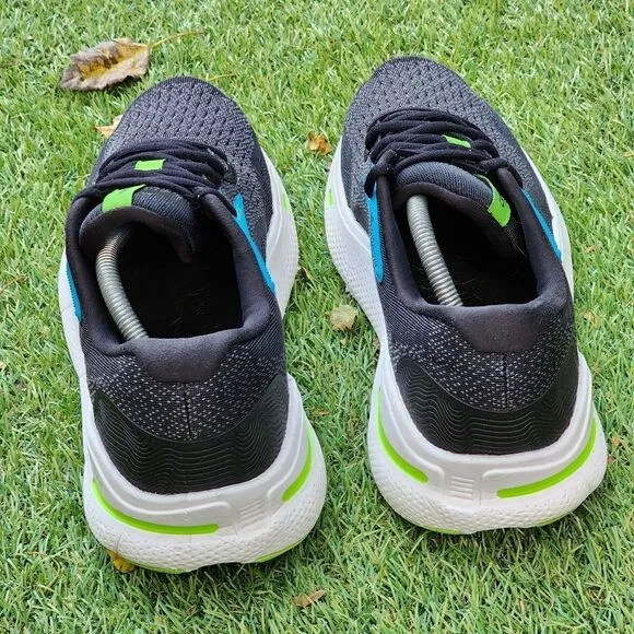 BROOKS GHOST MAX - Men's Athletic Shoes - SIZE 10.5 D