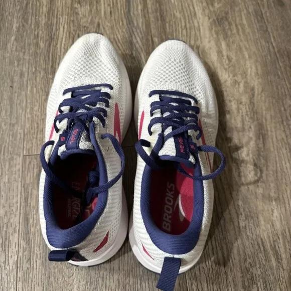 Brooks Hyperion Tempo Sample White Athletic Running Shoes Women’s Size 8.5 B