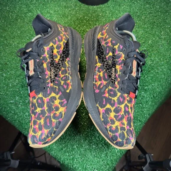 BROOKS LAUNCH 9 CHEETAH PRINT - Women’s Running Shoes - SIZE 9