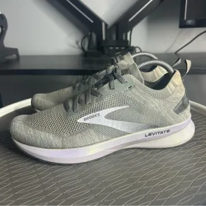 Brooks Levitate Gray Running Shoes