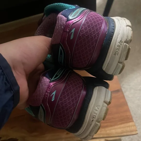 Brooks Northern Lights Ghost Athletic Shoes