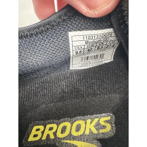 Brooks PUREGRIT 8 Men's NEW Athletic Sneaker Grey US Size 9.5 Medium NIB