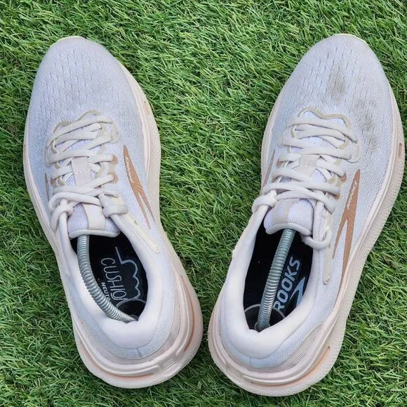 BROOKS GHOST MAX - Women's Athletic Shoes - SIZE 7.5
