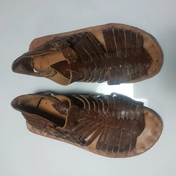 Brown Leather Sandals with Buckle  8.5-9