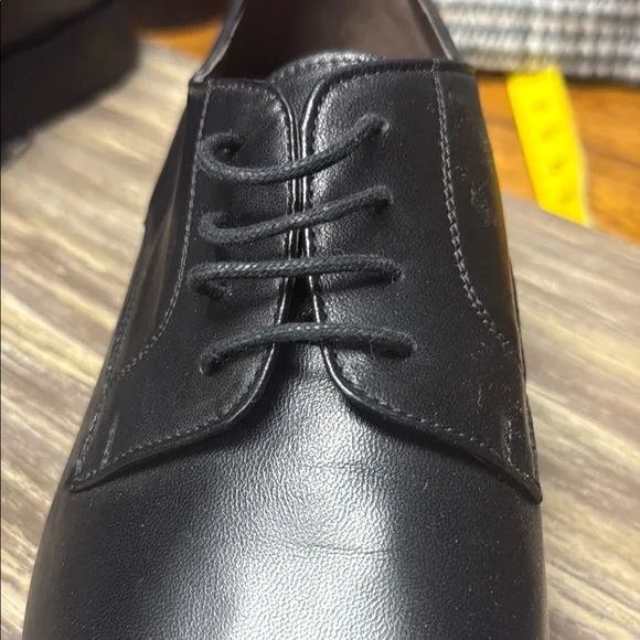 Bruno Magli Black Leather Derby Oxfords