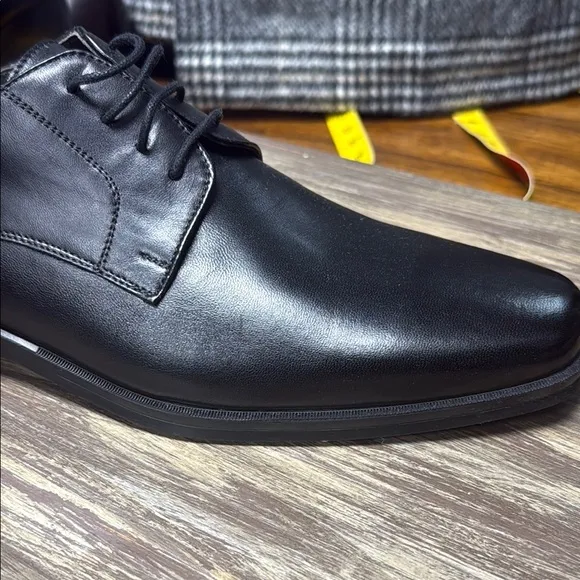 Bruno Magli Black Leather Derby Oxfords