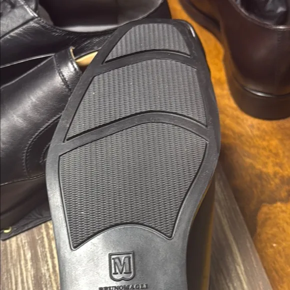 Bruno Magli Black Leather Derby Oxfords