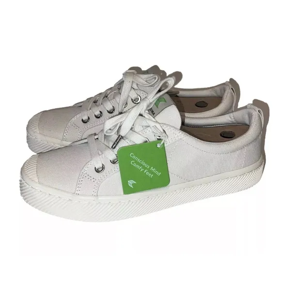 Cariuma NEW Womens OCA Low Top Canvas Lace Up Sneakers Shoes Sz 8.5