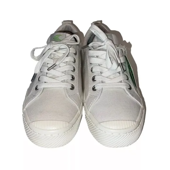 Cariuma NEW Womens OCA Low Top Canvas Lace Up Sneakers Shoes Sz 8.5