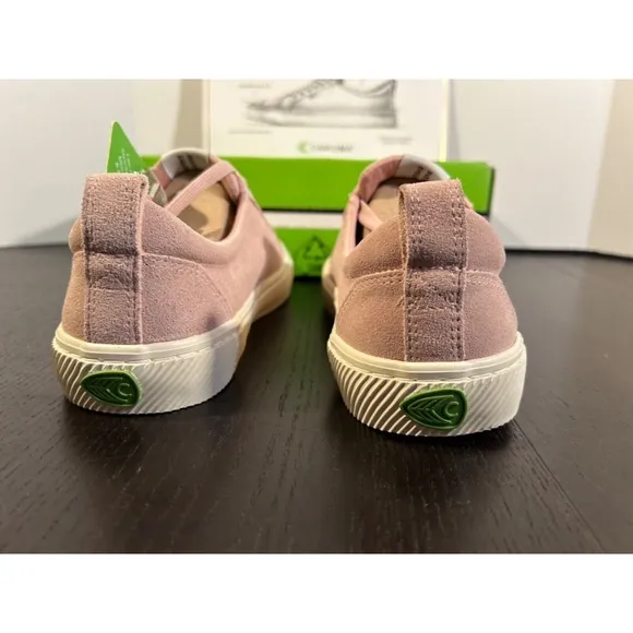Cariuma OCA Low Suede Sneakers Rose Size 10.5 Women/9 Men