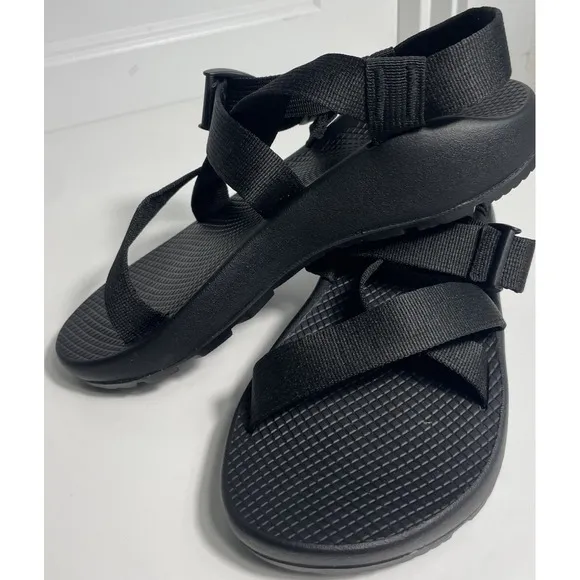 Chaco Black Adjustable Strap Outdoor Traction Sandals Mens Size 8 NEW