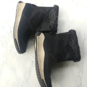 Chaco Borealis Mid Winter Boots Womens Size 8.5 Waterproof Black/Brown