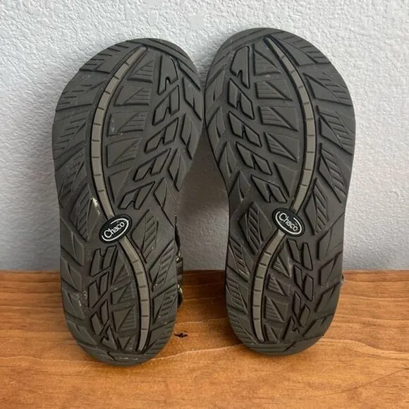 Chaco Men's Z/2 Classic Sandals in Size 8 Adjustable Strap Loop Toe Outdoor Hike