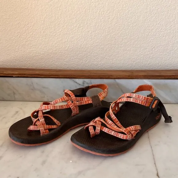 Chaco ZX2 Yampa Strappy Sport Outdoor Sandals w/ Toe Loop - women’s size…