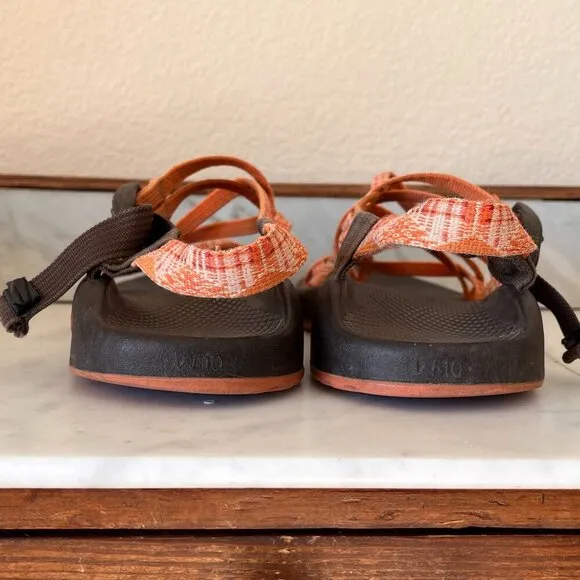 Chaco ZX2 Yampa Strappy Sport Outdoor Sandals w/ Toe Loop - women’s size…